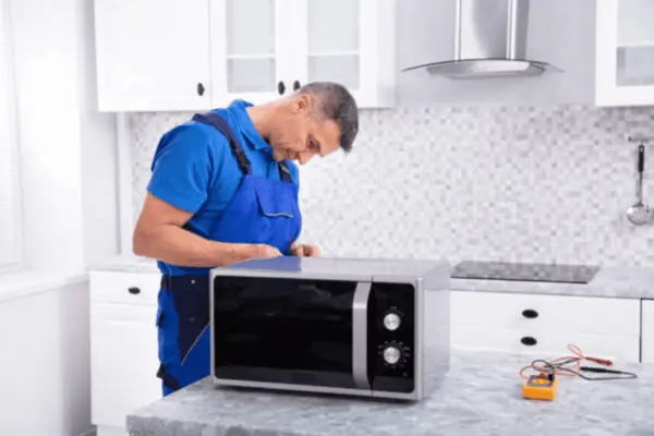 صيانة ميكروويف بوش — فني متخصص بالمنزل